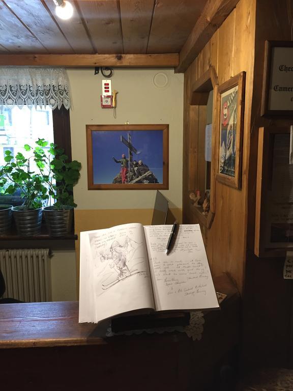 Hotel Meuble Gorret Breuil-Cervinia Luaran gambar