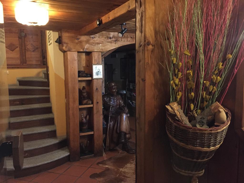 Hotel Meuble Gorret Breuil-Cervinia Luaran gambar
